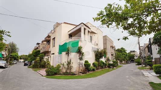 Corner 6.5 Marla House For Sale Is Available In Valencia - Block A3