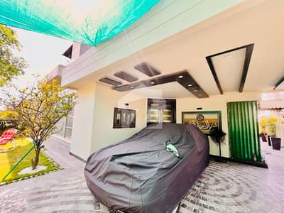 ONE KANAL BEAUTIFULL HOUSE AVAILABLE FOR RENT IN DHA PHASE 4 ONE KANAL BEAUTIFULL HOUSE AVAILABLE FOR RENT IN DHA PHASE 4