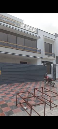 Mumtaz City Islamabad 16 Marla brand new house Available for rent