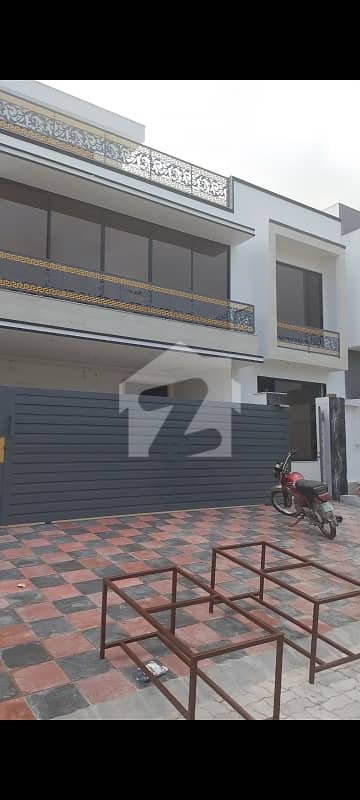 Mumtaz City Islamabad 16 Marla brand new house Available for rent