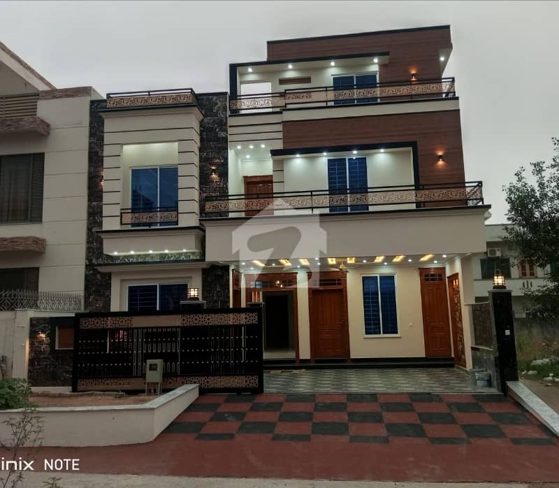 35x70 Beautifull House For Sale in G-13 35x70 Beautifull House For Sale in G-13