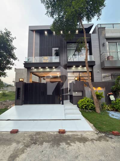 5 Marla Ultra Modren House For Sale