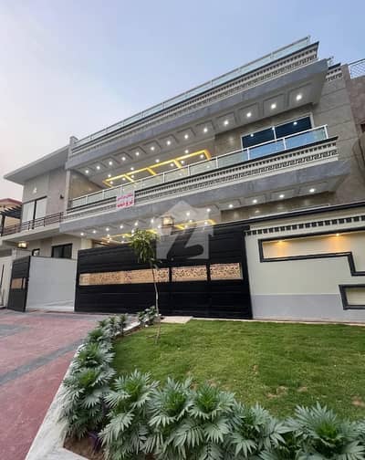 40x80 Beautifull House For Sale in G-13/3