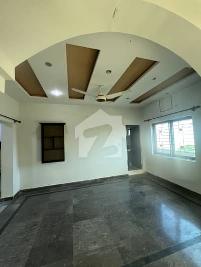 Beautiful 1 Kanal Upper Portion For Rent In National Police Foundation Block A