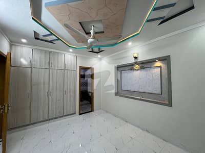 4 Marla Upper Portion Available For Rent G-13/4 4 Marla Upper Portion Available For Rent G-13/4