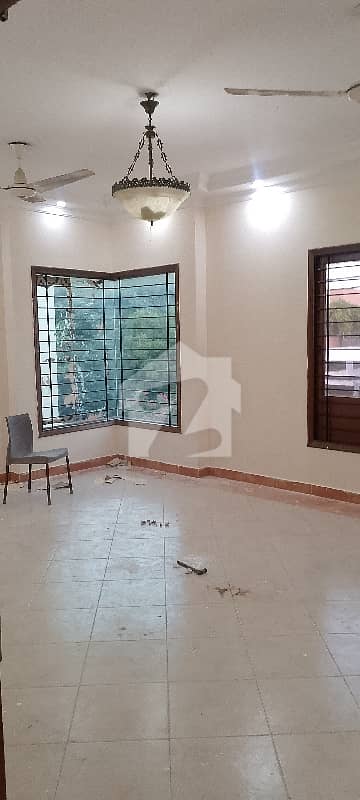 500 Yards Luxury Upper Portion For Rent In Main Kh-e Tariq Phase 6 500 Yards Luxury Upper Portion For Rent In Main Kh-e Tariq Phase 6