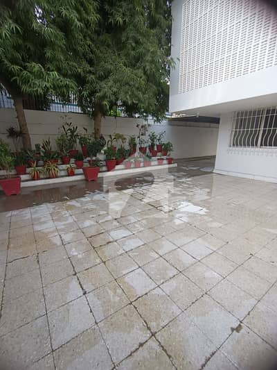 گلشنِ اقبال - بلاک 4اے گلشنِ اقبال,گلشنِ اقبال ٹاؤن,کراچی میں 6 کمروں کا 1 کنال دفتر 2.1 لاکھ میں کرایہ پر دستیاب ہے۔