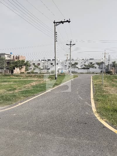 10 Marla Plot for Sale in Central Park Lahore