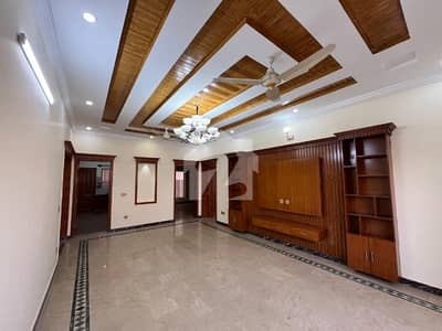10 Marla Ground Portion For Rent In G14/4