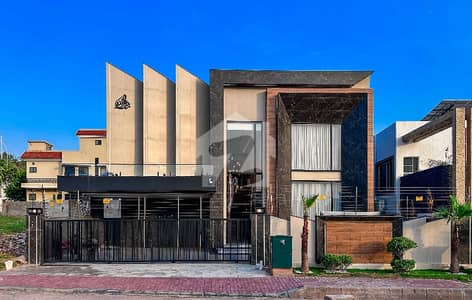 Designer Luxury 1 Kanal Brand New House Designer Luxury 1 Kanal Brand New House