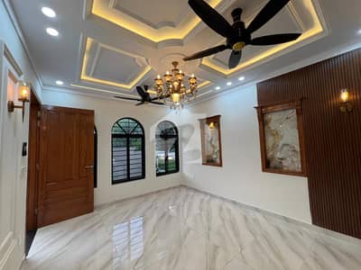 10 Marla Brand New Upper Portion For Rent In G13/4