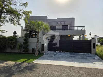 Luxurious 1 Kanal Modern House with AC And Solar DHA Phase 7, Lahore