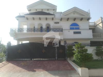 Luxury House for Sale G-13 (Brand New) 40x80 Corner