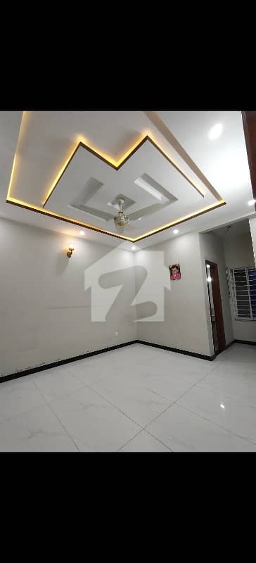 30x60 7 Marla Upper Portion Prime Location Tile Flooring for rent in G-13