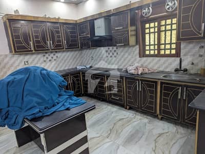 نارتھ ناظم آباد ۔ بلاک بی نارتھ ناظم آباد,کراچی میں 3 کمروں کا 11 مرلہ فلیٹ 1.15 لاکھ میں کرایہ پر دستیاب ہے۔