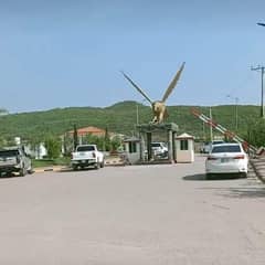 10 Marla Plot Available For Sale In Bani Gala