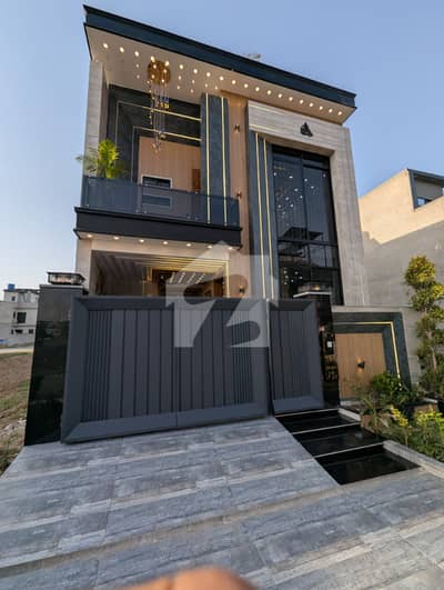5 Marla Brand New Upper Portion Furnished For Rent