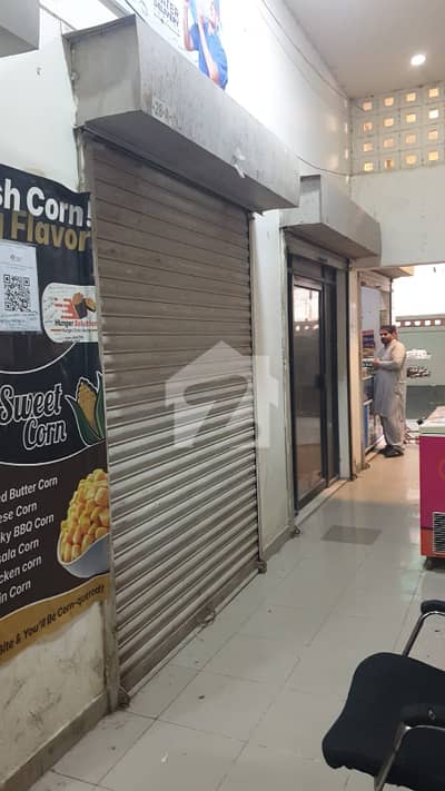 گرے نور ٹاور اینڈ شاپنگ مال سکیم 33,کراچی میں 0 مرلہ Studio دکان 32.0 لاکھ میں برائے فروخت۔