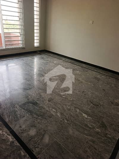 8 Marla Upper Portion For Rent Prime Location Main Double Road Razi Block, Mumtaz City