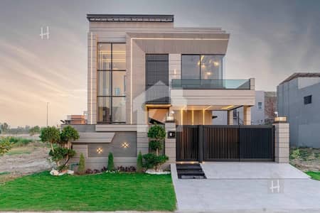 Near Y Block McDonald 10 Marla Brand New Ultra Modern House