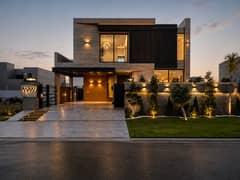 1 Kanal Contemporary Home Near Commercial, DHA Phase 7 1 Kanal Contemporary Home Near Commercial, DHA Phase 7
