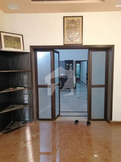 10 Marla Facing Park House For Sale Near Ucp University & Shaukat Khanam Chowk