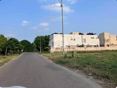 PLOT # Y-3043 RESIDENTIAL PLOT LOCATED IN THE BEST BLOCK OF DHA PHASE 7 LAHORE.