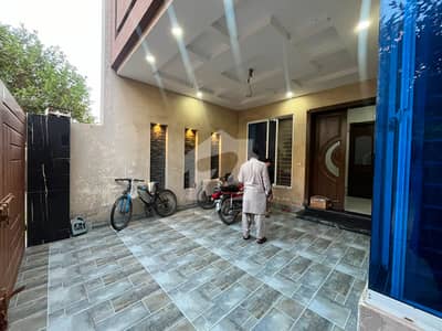واپڈا ٹاؤن فیز 2 واپڈا ٹاؤن,ملتان میں 4 کمروں کا 5 مرلہ مکان 60.0 ہزار میں کرایہ پر دستیاب ہے۔ واپڈا ٹاؤن فیز 2 واپڈا ٹاؤن,ملتان میں 4 کمروں کا 5 مرلہ مکان 60.0 ہزار میں کرایہ پر دستیاب ہے۔