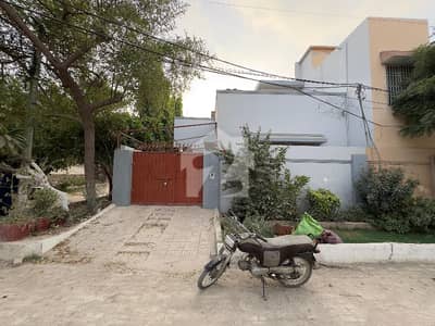 200 Square Yards Single Storey Corner House For Sale Block 3 Gulistan-e-Jauhar 200 Square Yards Single Storey Corner House For Sale Block 3 Gulistan-e-Jauhar
