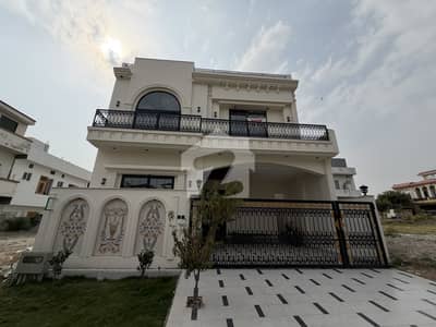 گلبرگ گرینز گلبرگ,اسلام آباد میں 4 کمروں کا 7 مرلہ مکان 3.9 کروڑ میں برائے فروخت۔ گلبرگ گرینز گلبرگ,اسلام آباد میں 4 کمروں کا 7 مرلہ مکان 3.9 کروڑ میں برائے فروخت۔