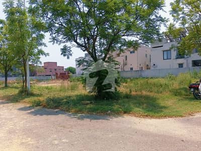 23 Marla Residential Corner Plot Facing-Park For Sale in Ex-Air Avenue DHA Phase 8 Block- N