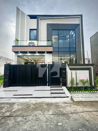 5 Marla Beautiful Modern House For Sale