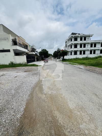 Jinnah Garden Street 3 Kanal Plot For Sale
