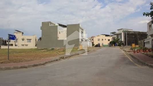 5 Marla Solid Land Plot for Sale in Bahria Town Phase 8, I Block Prime Location