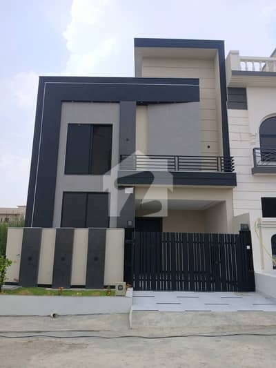 Mpchs multi gardens b-17 Islamabad  5 Marla VIP designer house available for sale C-1 block b-17