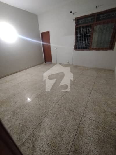 گلشنِ اقبال - بلاک 1 گلشنِ اقبال,گلشنِ اقبال ٹاؤن,کراچی میں 3 کمروں کا 12 مرلہ زیریں پورشن 1.1 لاکھ میں کرایہ پر دستیاب ہے۔ گلشنِ اقبال - بلاک 1 گلشنِ اقبال,گلشنِ اقبال ٹاؤن,کراچی میں 3 کمروں کا 12 مرلہ زیریں پورشن 1.1 لاکھ میں کرایہ پر دستیاب ہے۔