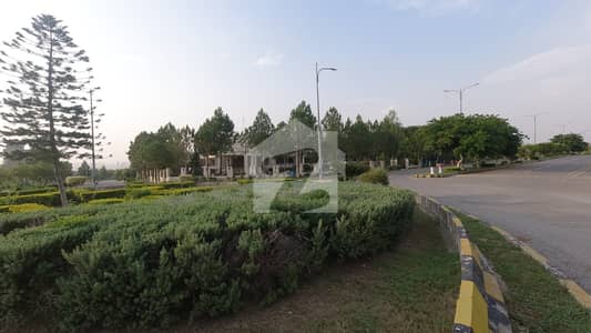 انجنیئرز کوآپریٹو ہاؤسنگ ڈی ۔ 18,اسلام آباد میں 1 کنال رہائشی پلاٹ 1.25 کروڑ میں برائے فروخت۔ انجنیئرز کوآپریٹو ہاؤسنگ ڈی ۔ 18,اسلام آباد میں 1 کنال رہائشی پلاٹ 1.25 کروڑ میں برائے فروخت۔