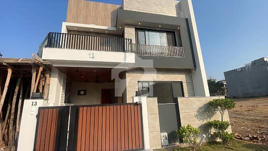 5 Maral House Available Sale 3 Bed Accomodations 1 Kitchen 1 Servant In Bahria Enclave Islamabad 5 Maral House Available Sale 3 Bed Accomodations 1 Kitchen 1 Servant In Bahria Enclave Islamabad