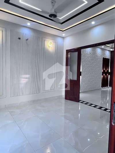10 MARLA HOUSE FOR SALE IN UET 10 MARLA HOUSE FOR SALE IN UET