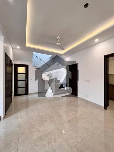 Prime Location In Bahria Town - Ali Block House For sale Sized 125 Square Yards Prime Location In Bahria Town - Ali Block House For sale Sized 125 Square Yards