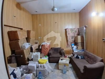 جوہر ٹاؤن فیز 2 - بلاک کیو جوہر ٹاؤن فیز 2,جوہر ٹاؤن,لاہور میں 2 کمروں کا 5 مرلہ زیریں پورشن 55.0 ہزار میں کرایہ پر دستیاب ہے۔