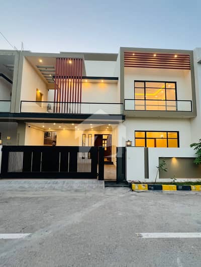 Buy A Centrally Located 10 Marla House In Bani Gala