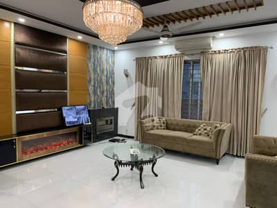 ڈی ایچ اے فیز 6 - بلاک ڈی فیز 6,ڈیفنس (ڈی ایچ اے),لاہور میں 5 کمروں کا 1 کنال مکان 12.25 کروڑ میں برائے فروخت۔