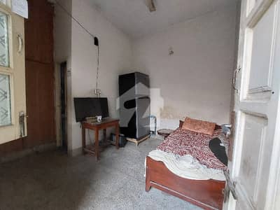 10 Marla Corner House For Sale