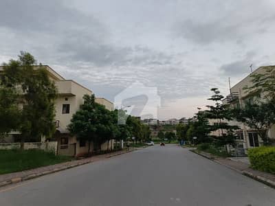 بحریہ انکلیو - سیکٹر سی بحریہ انکلیو,بحریہ ٹاؤن,اسلام آباد میں 1 کنال رہائشی پلاٹ 4.05 کروڑ میں برائے فروخت۔ بحریہ انکلیو - سیکٹر سی بحریہ انکلیو,بحریہ ٹاؤن,اسلام آباد میں 1 کنال رہائشی پلاٹ 4.05 کروڑ میں برائے فروخت۔