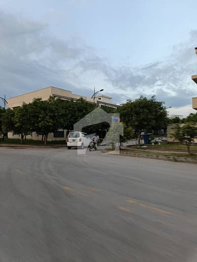 Sector M Prime Location 1 Kanal For Sale