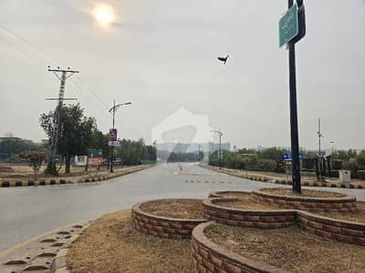 Prime Location 8marla Boulevard Plot Available For Sale in Bahria Enclave Islamabad Sector F