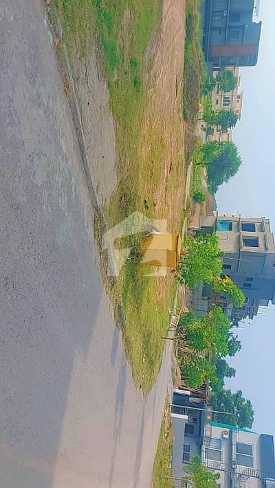 Prime 10 Marla Plot #8 | DHA Phase 3 Sector B | Street 94