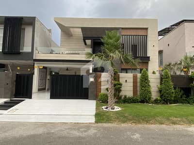1 Kanal Furnished Designer House On Best Loaction Of Lake City For Sale