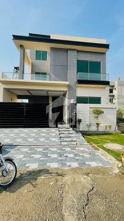 Lda Avenue One 10 Marla House Available For Sale At Lucrative Price